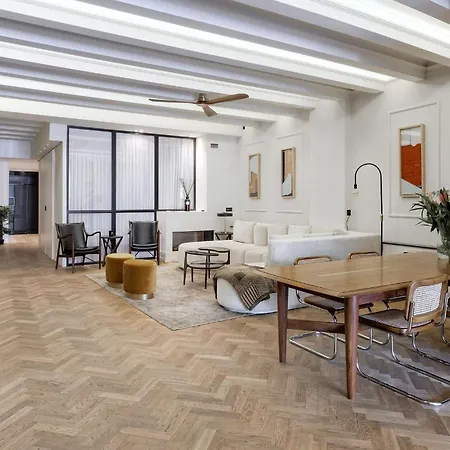 Exclusive Amsterdam Stay Modern Luxury & Comfort