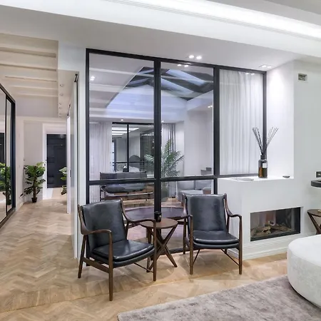 Апартаменты Exclusive Amsterdam Stay Modern Luxury & Comfort
