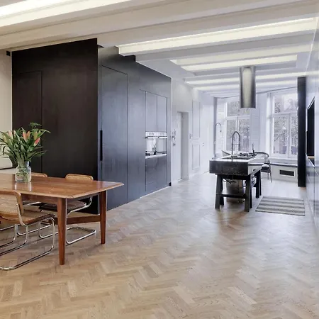 Exclusive Amsterdam Stay Modern Luxury & Comfort Апартаменты *